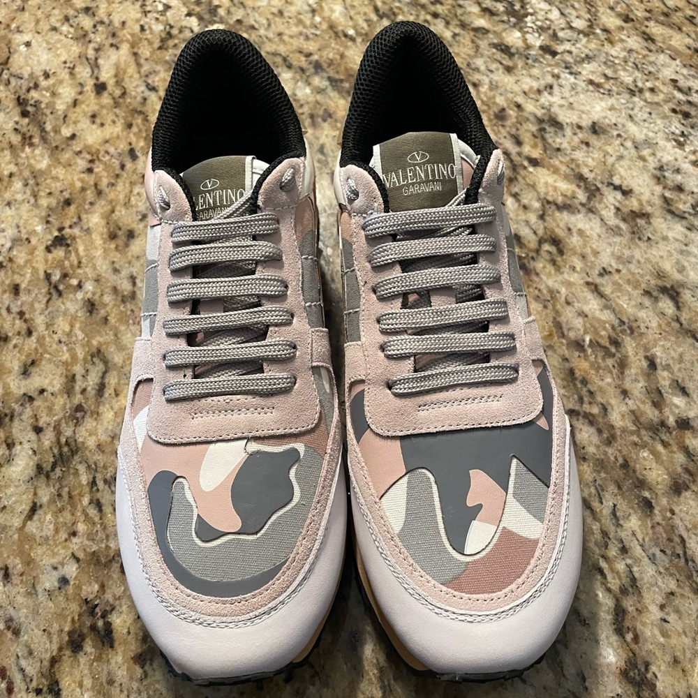 NWT Valentino Garavani Camouflage Women Shoes